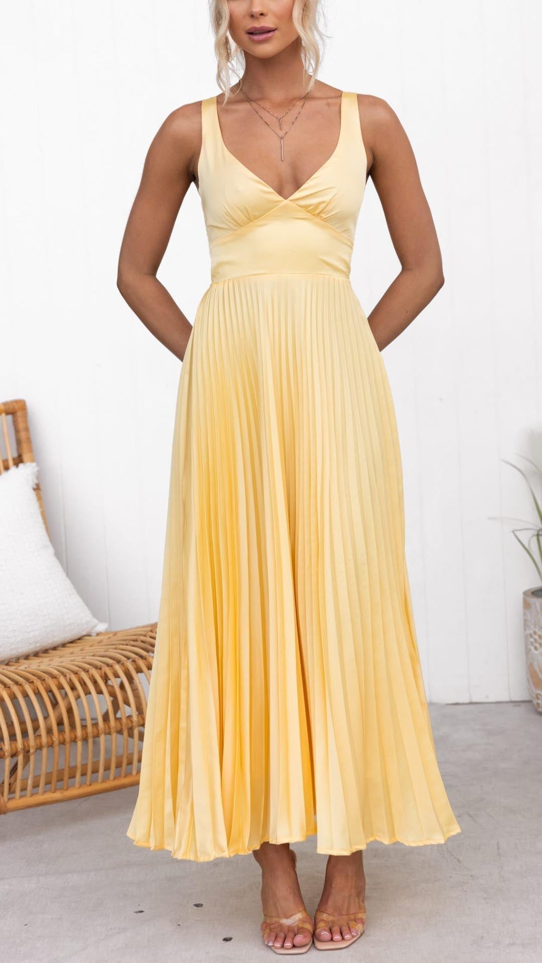 Sunray™ – Yellow Pleated V-Neck Maxi Dress